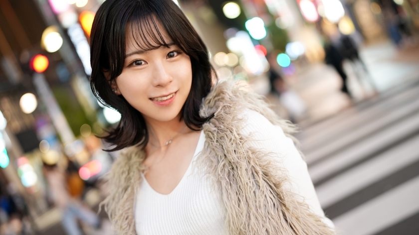 [UNCENSORED-LEAK]                     SIRO-5249 "I want you to mess me up..." A beautiful girl with a small animal-like appearance appears! Her hidden eroticism is released! She likes rough sex after a long time! She can't help but moan wh