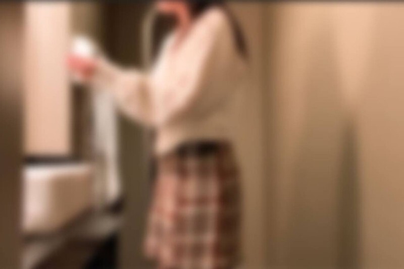 FC2-PPV-4586616 ΓÇ╗70% OFF until 1/1ΓÇ╗πÇÉAmateur individual shootingπÇæπÇÉBlowjobπÇæI just dropped my smartphone--a beauty with an unrivaled facial IQ